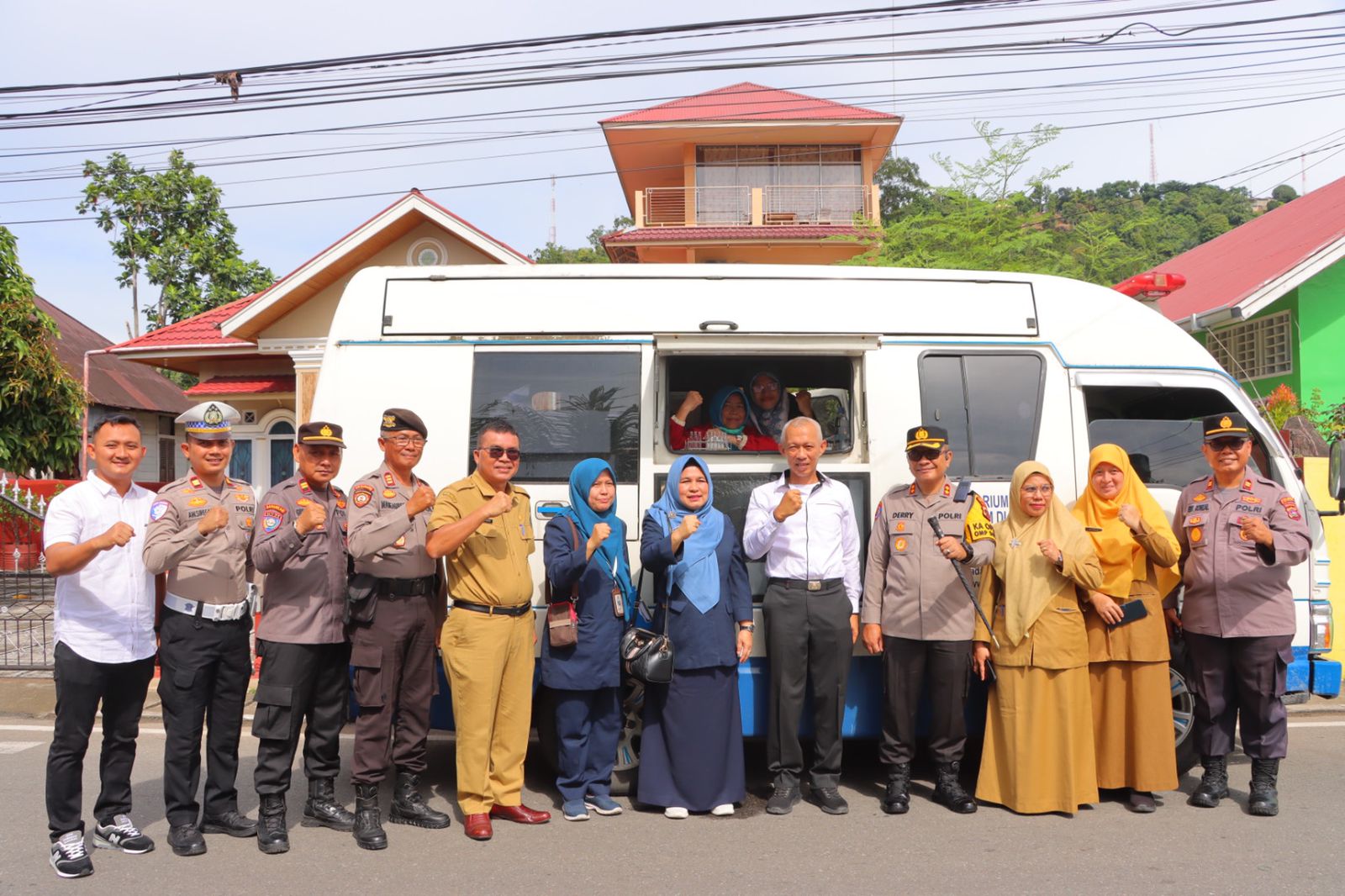 Kapolres Pessel AKBP Derry Indra, S.I.K Hadiri Peluncuran Program Makan Bergizi Gratis pertama di Kab. Pesisir Selatan 
