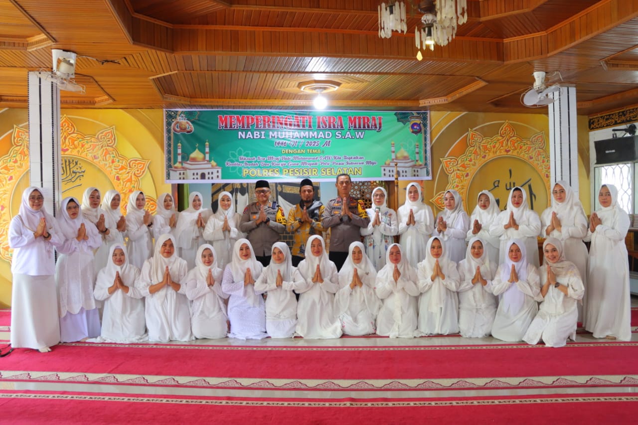 Polres Pesisir Selatan Gelar Peringatan Isra Miraj 1446 H