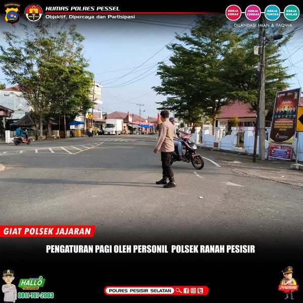 Dalam rangka pelayanan kepada masyarakat, personil Polsek Ranah Pesisir di ploting setiap paginya di persimpangan jalan wilayah hukum Polsek Ranah Pesisir guna pengaturan lalu lintas ciptakan keamanan keselamatan kelancaran lalu lintas.