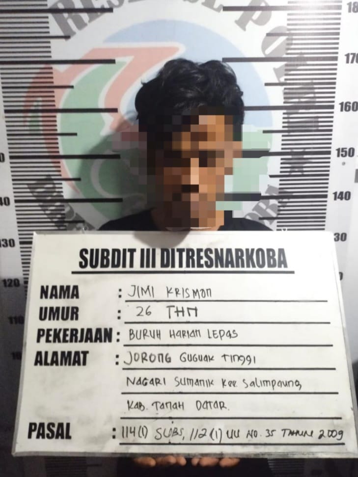 Ditrenarkoba Polda Sumbar Tangkap Pelaku Tindak Pidana Narkotika Jenis Sabu di Tanah Datar